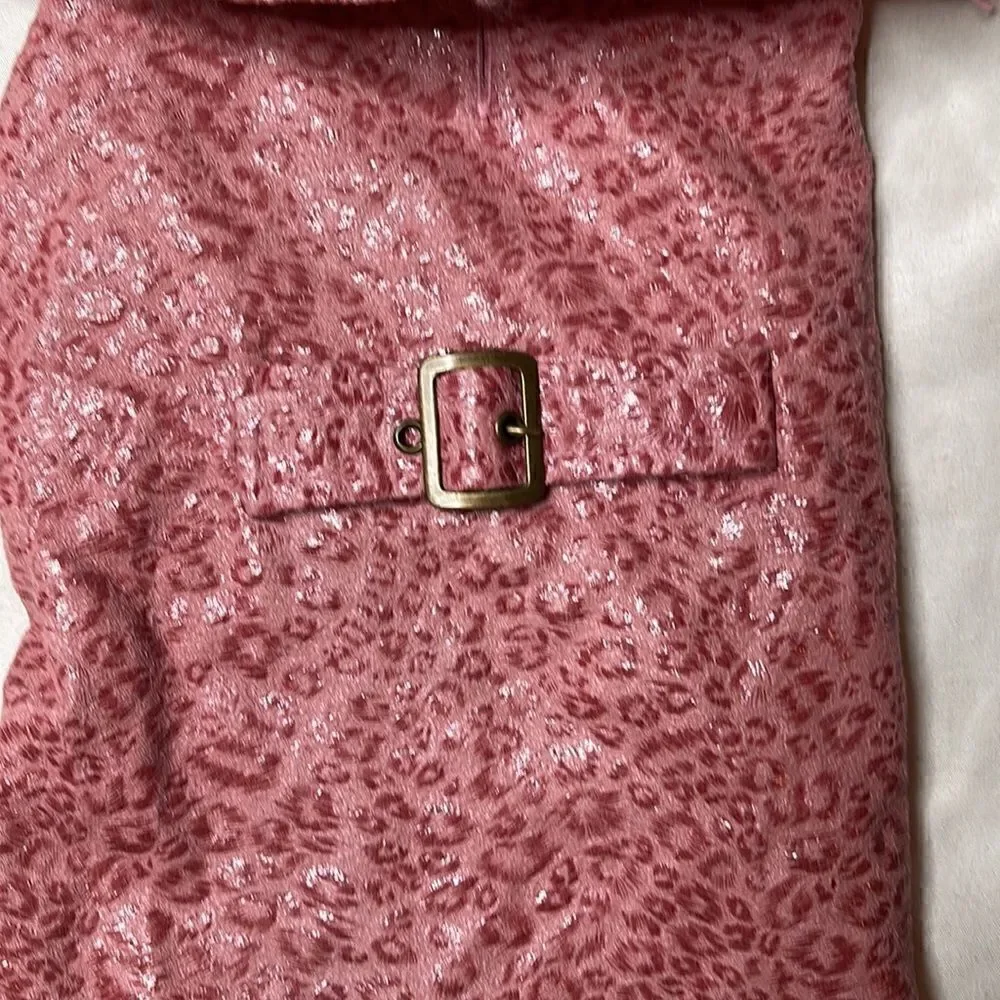 Dicken’s Closet Pink Leopard Print Jacket. No size tag. (See measurements).